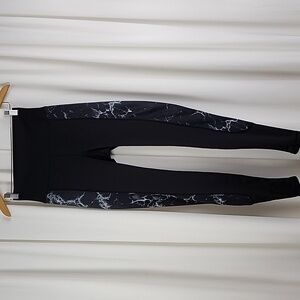 BuffBunny Collection Milas Leggings Black Marbled White Size Medium